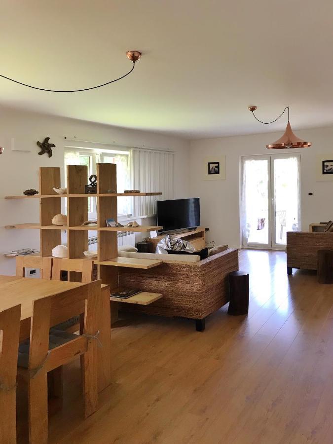 Villa Parenzo 150Mt Dal Mare 8Min Piedi Dal Centro Porec Exterior photo