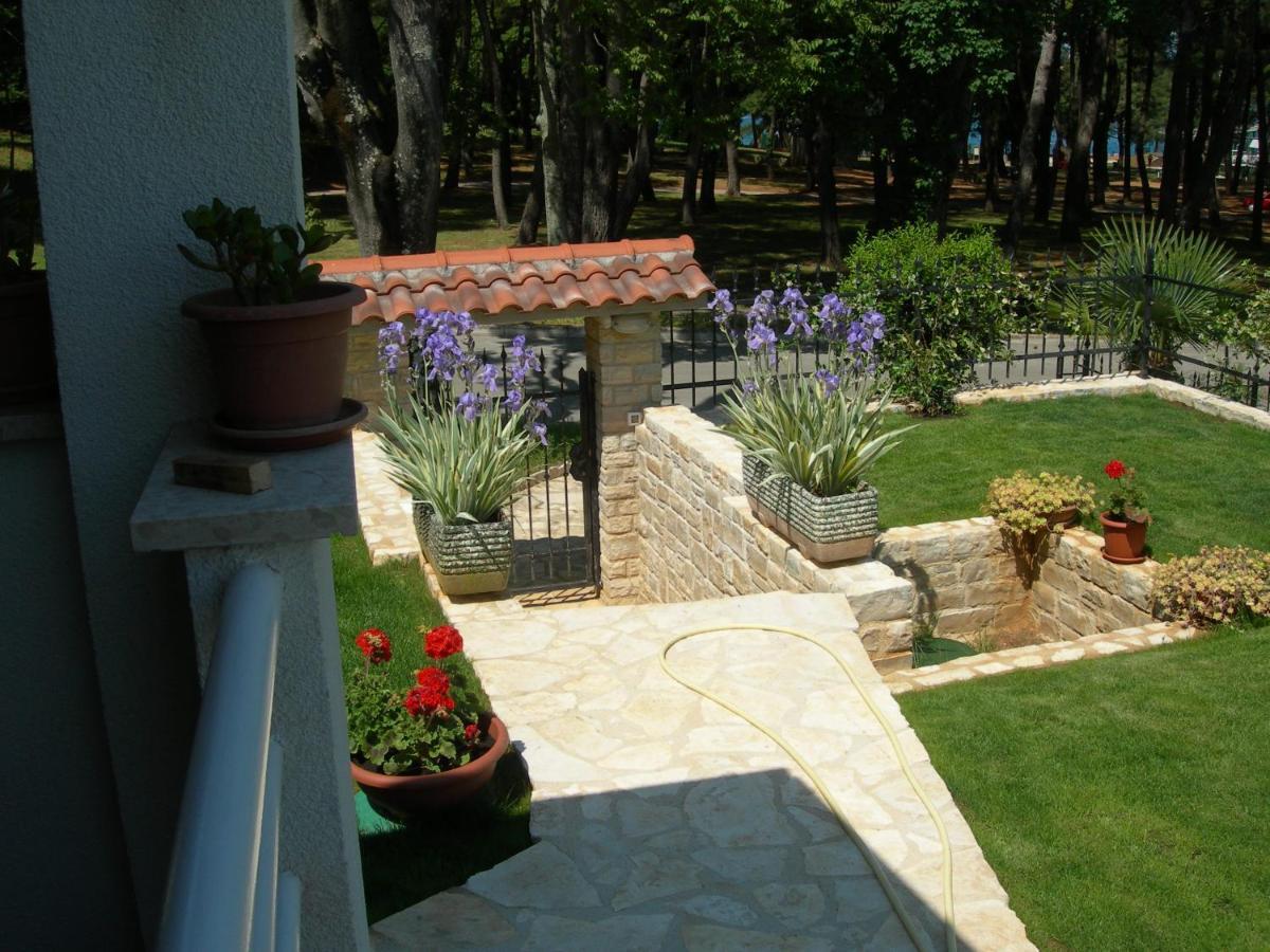 Villa Parenzo 150Mt Dal Mare 8Min Piedi Dal Centro Porec Exterior photo