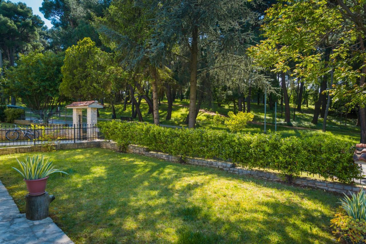 Villa Parenzo 150Mt Dal Mare 8Min Piedi Dal Centro Porec Exterior photo
